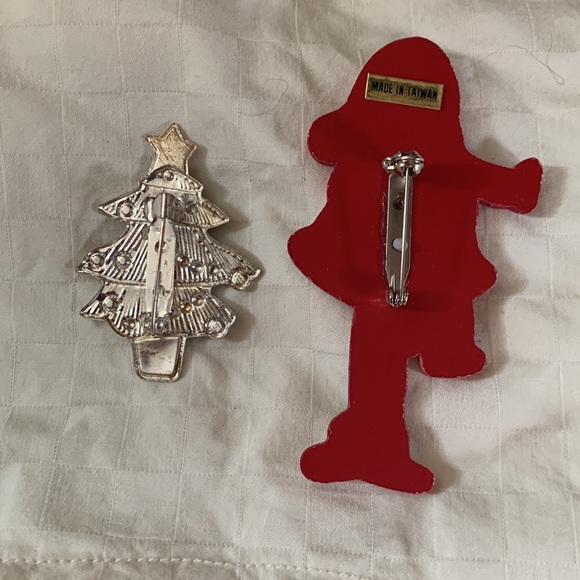Two Christmas Pins - Picture 2 of 2